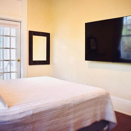 Greeley Gardens 2Nd Floor Efficiency With A View Apartamento Houston Exterior foto
